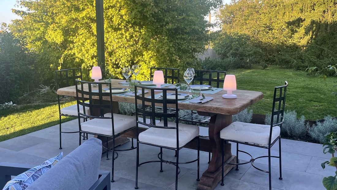 Domaine La Buissonnière - Maison d’hôtes de charme près de Metz en Moselle, Lorraine, France - Vue de la terrasse